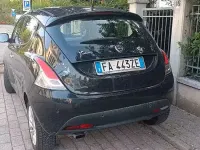 Usata Lancia Ypsilon 69 CV (50 kW) 2015 Nero Utilitaria