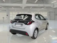 Usata Toyota Yaris Hybrid Business Edition 92 CV (67 kW) 2021 Grigio Berlina