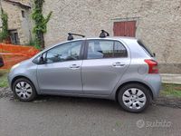 Usata Toyota Yaris 87 CV (63 kW) 2006 Grigio Utilitaria