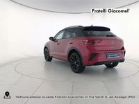 Usata VW T-Roc R-line 116 CV (85 kW) 2023 Kings red metallizzato nero SUV