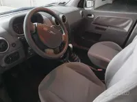 Usata Ford Fusion 101 CV (74 kW) 2003 Verde Utilitaria