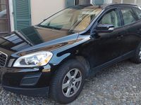 Usata Volvo XC60 Kinetic 163 CV (119 kW) 2011 Nero SUV