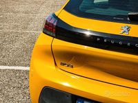 Gebraucht Peugeot 208 Active 75 PS (55 kW) 2020 Gelb Kleinwagen