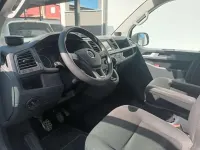 Usata VW Caravelle 150 CV (110 kW) 2016 Bianco Furgone
