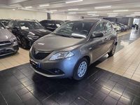 Usata Lancia Ypsilon Silver 69 CV (50 kW) 2020 Grigio Utilitaria