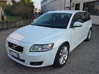 Usata Volvo V50 Momentum 149 CV (109 kW) 2010 Bianco Station wagon
