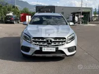Usata Mercedes GLA200 156 CV (114 kW) 2019 Grigio SUV