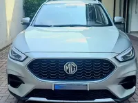 Usata MG ZS Comfort 106 CV (77 kW) 2023 Grigio SUV