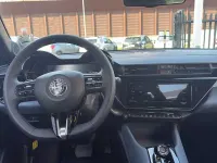 Usata Alfa Romeo Junior 145 CV (106 kW) 2025 Grigio SUV