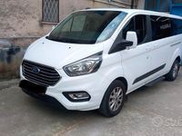 Usata Ford Tourneo 131 CV (96 kW) 2020 Bianco Monovolume