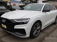 Usata Audi Q8 S-Line 231 CV (169 kW) 2022 Bianco SUV
