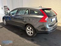 Käytetty Volvo V60 Kinetic 116 HP (85 kW) 2015 Harmaa Farmari