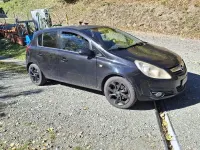 Usata Opel Corsa 90 CV (66 kW) 2010 Nero Utilitaria