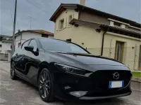 Usata Mazda 3 Exceed 122 CV (89 kW) 2022 Nero Berlina