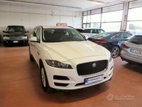 Usata Jaguar F-Pace Prestige 180 CV (132 kW) 2016 Bianco SUV