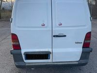Usata Mercedes Vito 98 CV (72 kW) 1999 Bianco Furgone