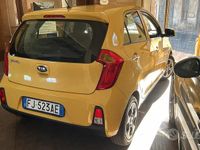 Usata Kia Picanto City 66 CV (48 kW) 2017 Giallo Utilitaria