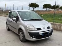 Usata Renault Modus Dynamique 74 CV (54 kW) 2008 Grigio Monovolume