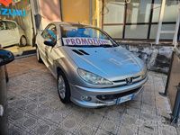 Usata Peugeot 206 CC 108 CV (79 kW) 2003 Grigio Cabrio