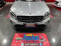 Usata Mercedes GLA200 Premium 136 CV (100 kW) 2019 Grigio SUV