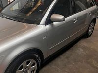 Usata Audi A4 101 CV (74 kW) 2002 Grigio Station wagon