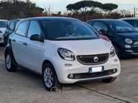Begagnad Smart ForFour 71 HK (52 kW) 2018 Vit Halvkombi