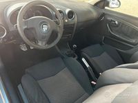 Usata Seat Ibiza 101 CV (74 kW) 2003 Grigio Utilitaria