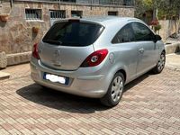 usata Opel Corsa 1.2 benzina/metano 2011