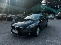 Usata Volvo V40 CC Business Edition 120 CV (88 kW) 2017 Blu Station wagon