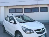 Usata Opel Karl Rocks 73 CV (53 kW) 2018 Bianco Utilitaria