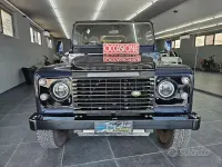 Usata Land Rover Defender 86 CV (63 kW) 1998 Bluazzurro SUV