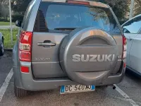 Usata Suzuki Vitara 96 CV (70 kW) 2005 Grigio SUV