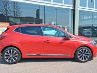 Usata Renault Clio V Intens 101 CV (74 kW) 2023 Orange valencia Berlina