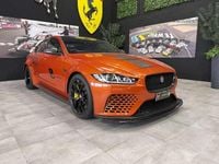 Usata Jaguar XE Supercharged 600 CV (441 kW) 2017 Valencia orange metallic Berlina