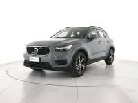 Usata Volvo XC40 Momentum 150 CV (110 kW) 2021 Grigio SUV