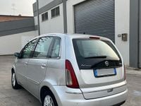 Usata Lancia Musa 70 CV (51 kW) 2008 Grigio Monovolume