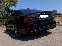 Usata Volvo S60 R-Design 241 CV (177 kW) 2020 Nero Berlina