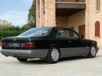 Usata Mercedes 200 122 CV (89 kW) 1990 Nero Coupé