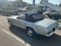 Usata Mercedes 230 150 CV (110 kW) 1966 Grigio Cabrio