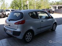 Usata Mitsubishi Colt Invite 95 CV (69 kW) 2006 Grigio Berlina