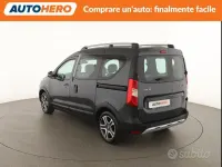 Usata Dacia Dokker Stepway 95 CV (69 kW) 2019 Nero Monovolume
