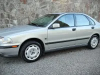 Usata Volvo S40 116 CV (85 kW) 1998 Argento Berlina