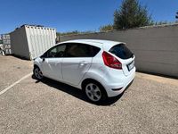 Usata Ford Fiesta Titanium 82 CV (60 kW) 2009 Bianco Berlina