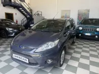 Usata Ford Fiesta Business Edition 69 CV (50 kW) 2012 Grigio Berlina