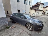 Usata Opel Astra 90 CV (66 kW) 2011 Berlina