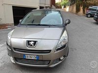 Usata Peugeot 5008 112 CV (82 kW) 2010 Monovolume