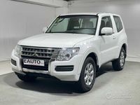 Usata Mitsubishi Pajero Intense 190 CV (139 kW) 2017 Bianco SUV