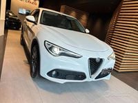 Usata Alfa Romeo Stelvio Executive 180 CV (132 kW) 2018 Bianco SUV