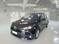Usata Toyota Yaris Hybrid Business Edition 92 CV (67 kW) 2021 Nero Berlina