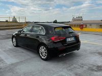 Usata Mercedes A180 116 CV (85 kW) 2018 Nero Berlina